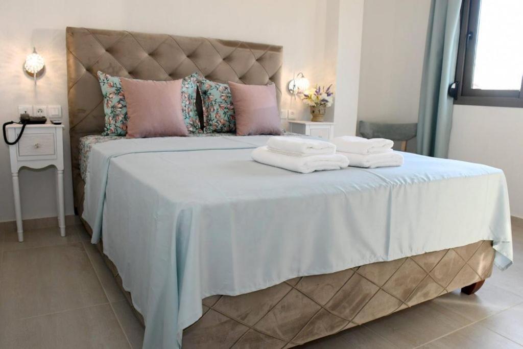 Theano Luxury Suites Nikiti Экстерьер фото