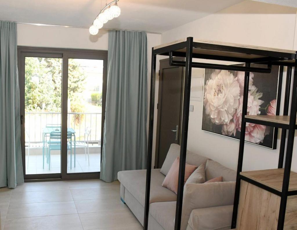 Theano Luxury Suites Nikiti Экстерьер фото