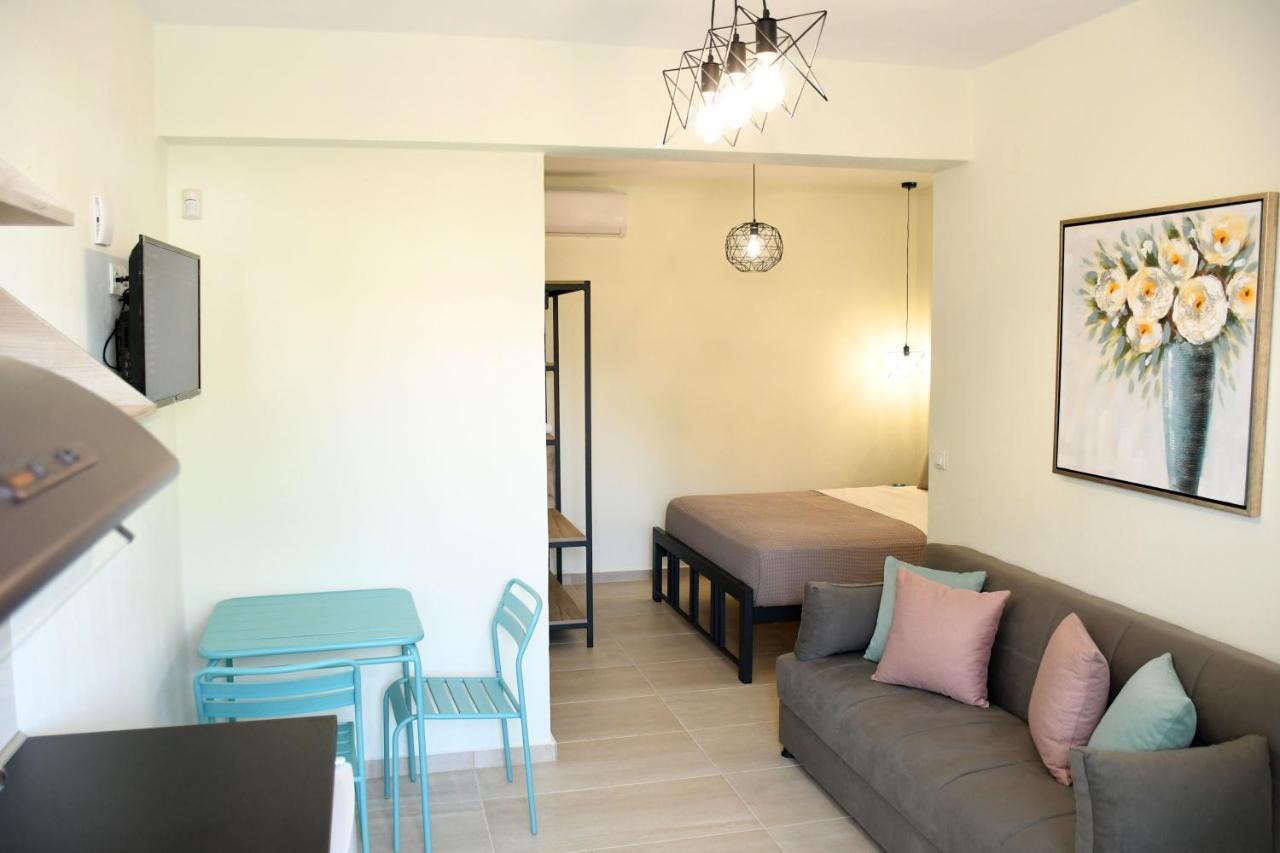 Theano Luxury Suites Nikiti Экстерьер фото