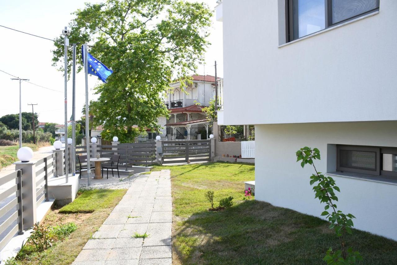 Theano Luxury Suites Nikiti Экстерьер фото