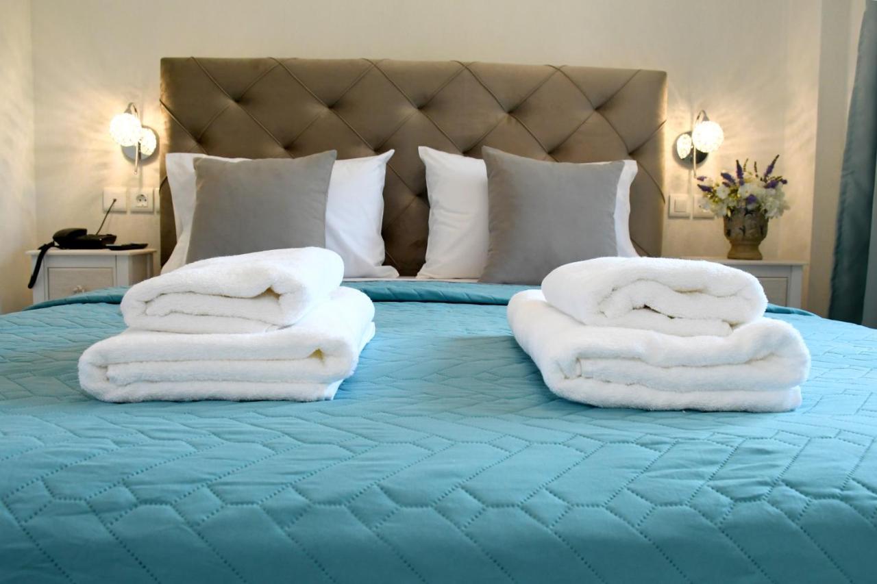 Theano Luxury Suites Nikiti Экстерьер фото